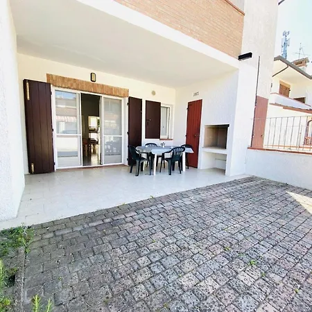 Ferienvilla Ada Mit Terrasse, Grill Und Garten Дом отдыха *
