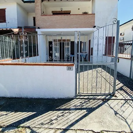 Ferienvilla Ada Mit Terrasse, Grill Und Garten